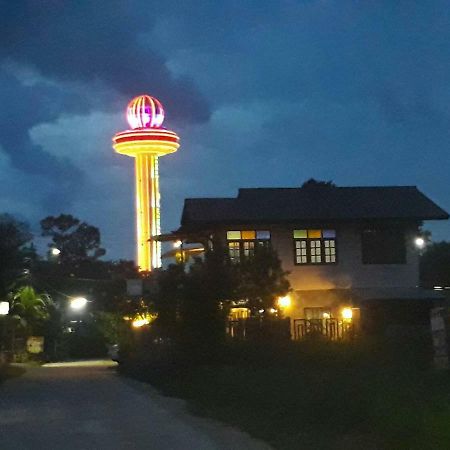 Baantung Homestay Mukdahan Zewnętrze zdjęcie