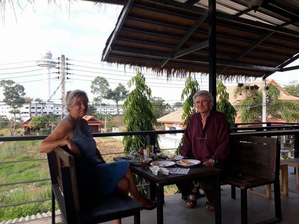 Baantung Homestay Mukdahan Zewnętrze zdjęcie